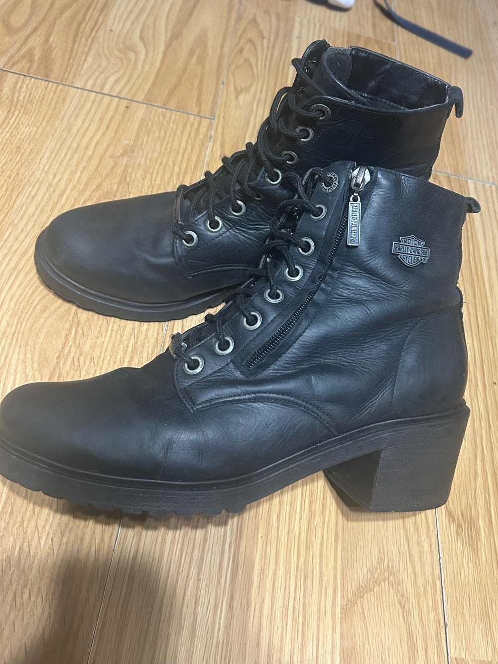 Women 9.5 Harley-Davidson Annetta black Leather mid heel combat style Boots